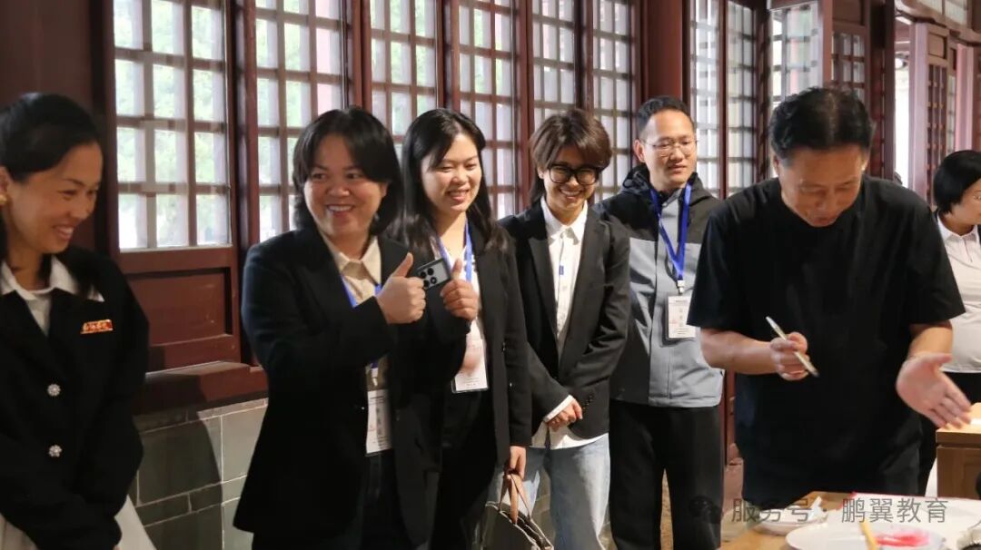 693784f5756f9.jpg 693784f5756f9.jpg